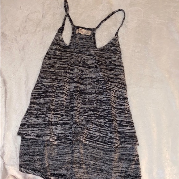 Flowy Tank - Picture 2 of 4